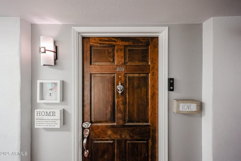 7860 Camelback Rd #309, Scottsdale, AZ 85251