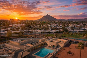 7860 Camelback Rd #211, Scottsdale, AZ 85251