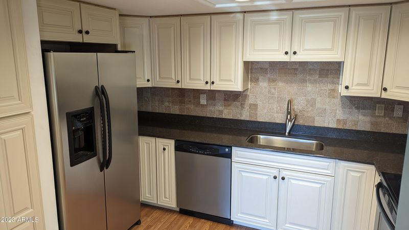 7860 E Camelback Rd #401, Scottsdale, AZ 85251