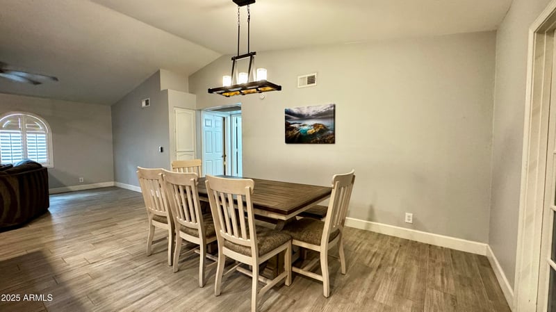 7860 Mawson Rd, Mesa, AZ 85207