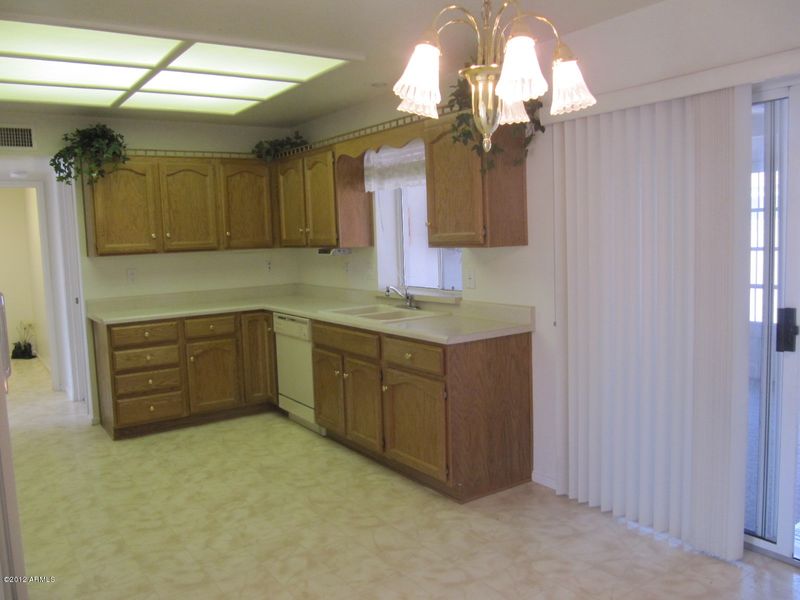 7864 E Nopal Ave, Mesa, AZ 85209