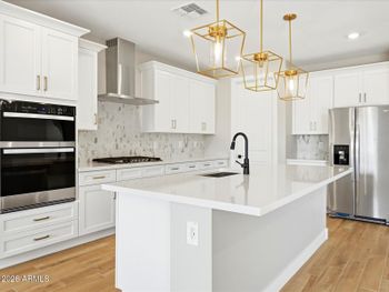 7865 W Bryce Ln, Glendale, AZ 85303