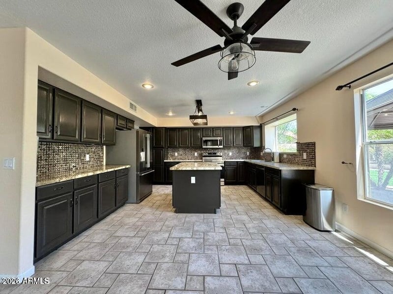 7865 Kristal Way, Glendale, AZ 85308