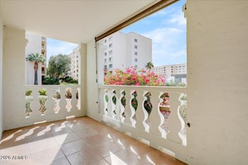 7870 Camelback Rd #110, Scottsdale, AZ 85251