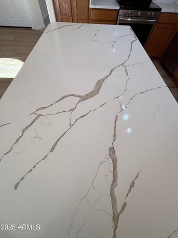 7873 Adobe Dr, Glendale, AZ 85308