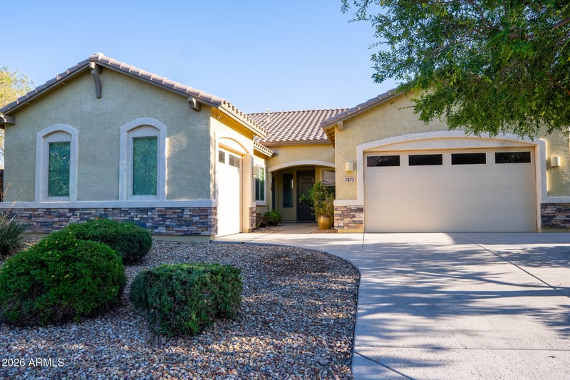 7873 Fetlock Trl, Peoria, AZ 85383