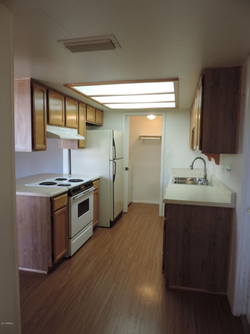7874 N 47th Ave, Glendale, AZ 85301