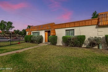 7883 49th Ave, Glendale, AZ 85301