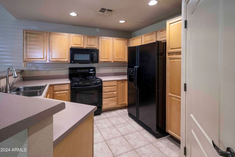 7887 N 16th St #109, Phoenix, AZ 85020