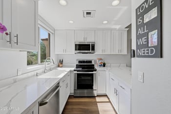 7887 N 16th St #226, Phoenix, AZ 85020