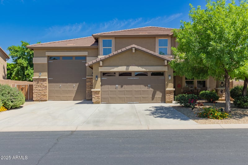 7888 Spur Dr, Peoria, AZ 85383