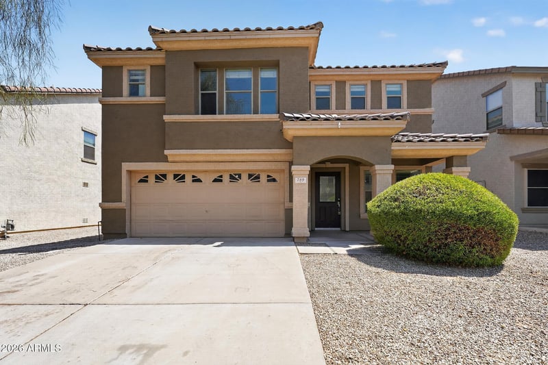 789 Cowboy Cove Trl, San Tan Valley, AZ 85143