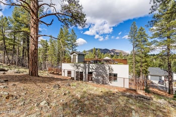 789 Forest View Dr, Flagstaff, AZ 86001