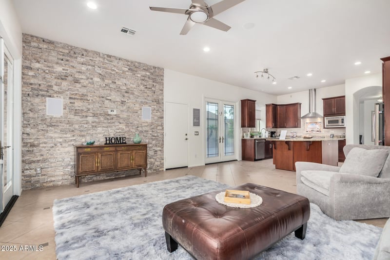 789 San Carlos Way, Chandler, AZ 85249