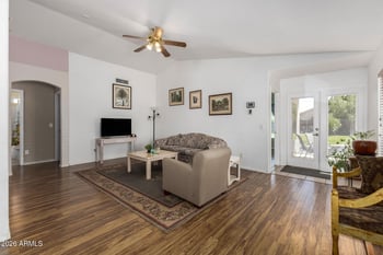 79 Gail Dr, Gilbert, AZ 85233