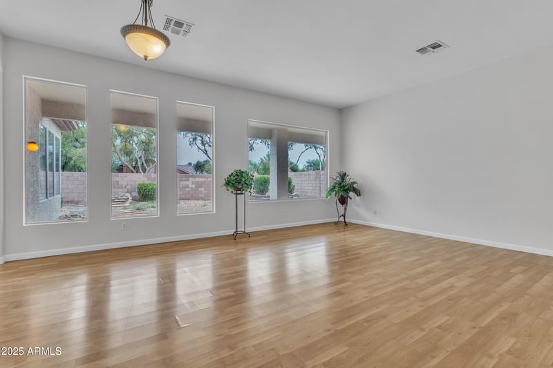 790 Cherrywood Dr, Chandler, AZ 85248