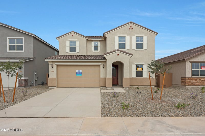 790 Riparian Dr, San Tan Valley, AZ 85140
