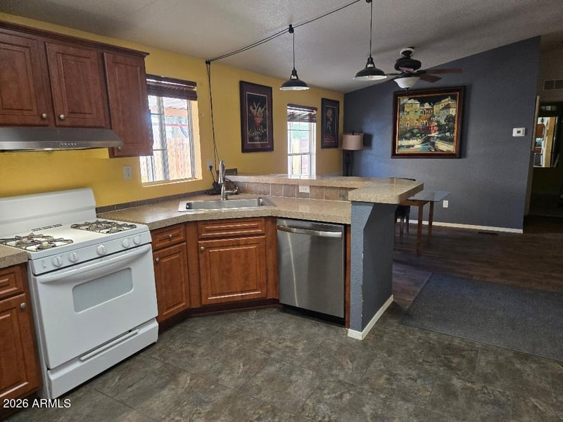 7901 Javelina Ave, Mesa, AZ 85209