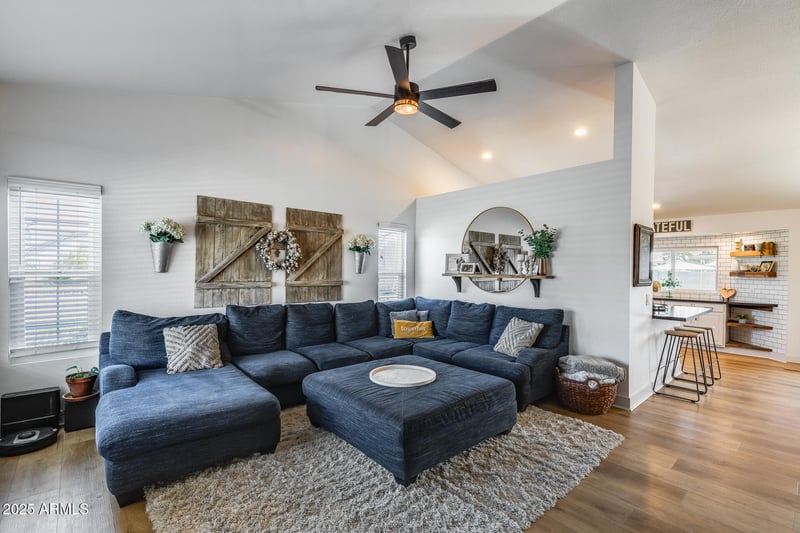 7901 Pershing Ave, Peoria, AZ 85381
