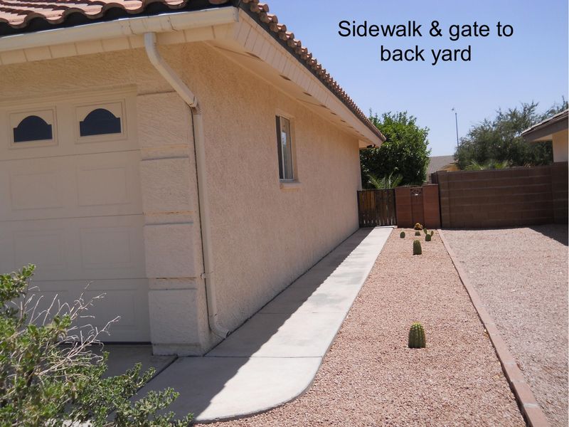 7905 E Nopal Ave, Mesa, AZ 85209