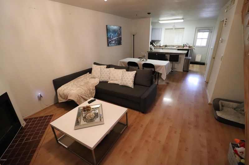 7905 W Thunderbird Rd #301, Peoria, AZ 85381