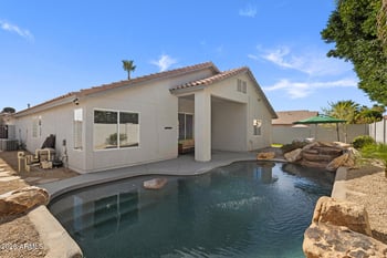 7908 Rose Garden Ln, Peoria, AZ 85382