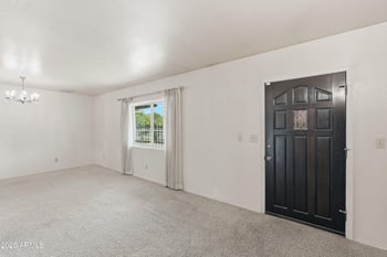 7909 W Country Gables Dr, Peoria, AZ 85381