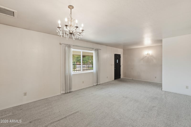 7909 W Country Gables Dr, Peoria, AZ 85381