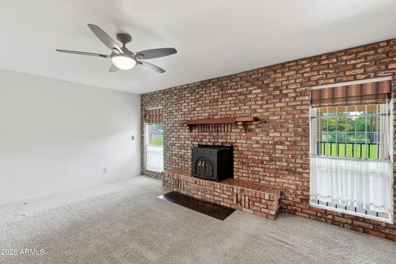 7909 W Country Gables Dr, Peoria, AZ 85381