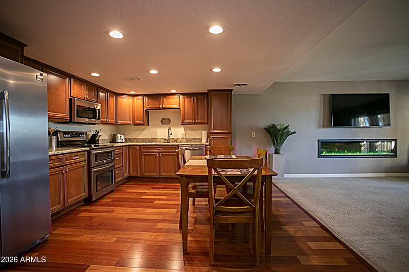 7910 Camelback Rd #309, Scottsdale, AZ 85251