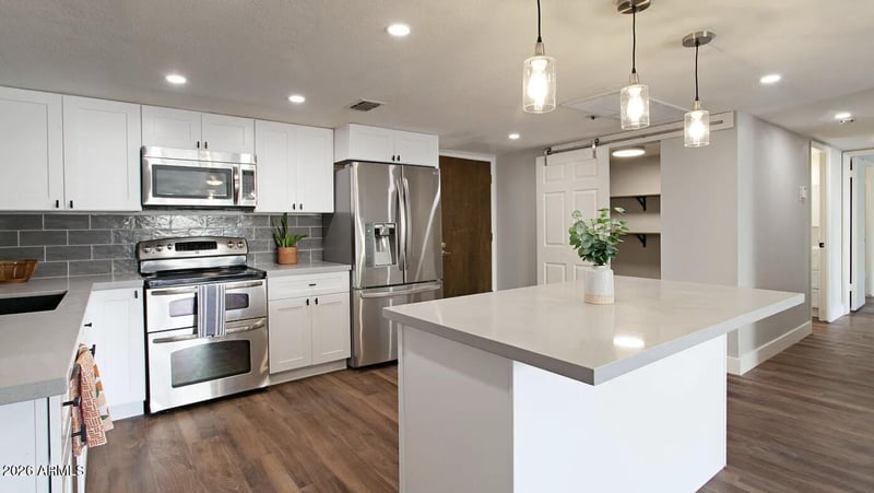 7910 E Camelback Rd #110, Scottsdale, AZ 85251