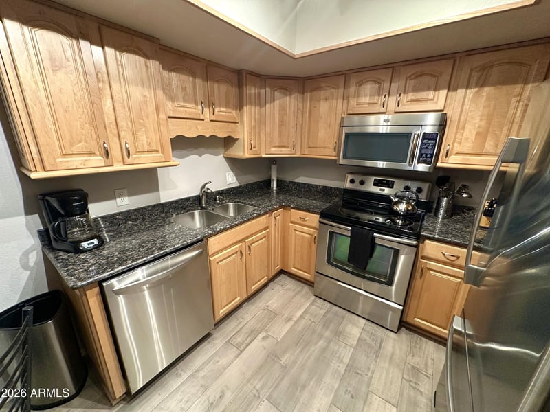 7910 Camelback Rd #302, Scottsdale, AZ 85251