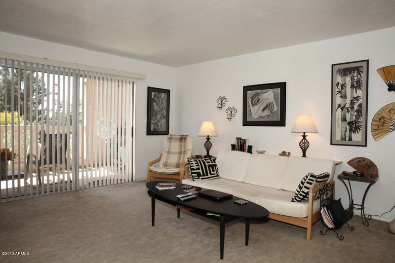 7910 E Camelback Rd #304, Scottsdale, AZ 85251