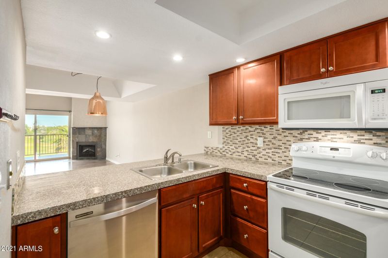 7910 E Thomas Rd #301, Scottsdale, AZ 85251