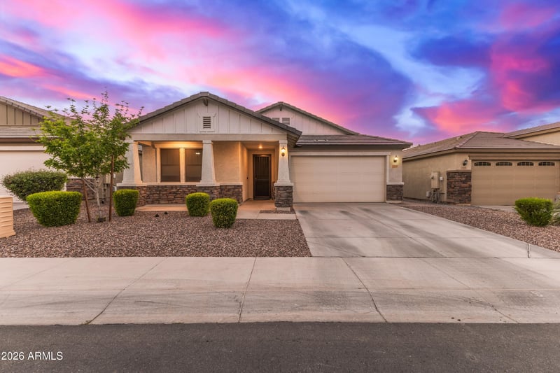 7910 N 82nd Ln, Glendale, AZ 85303