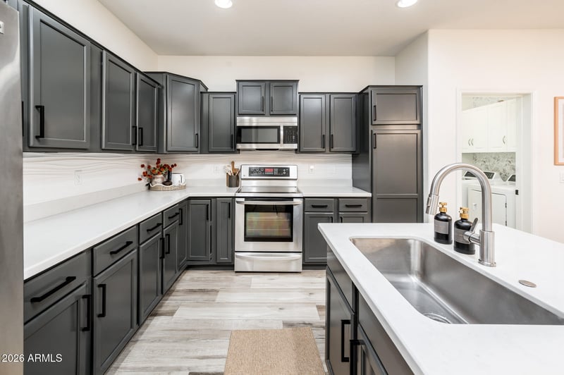 7910 W Melinda Ln, Peoria, AZ 85382