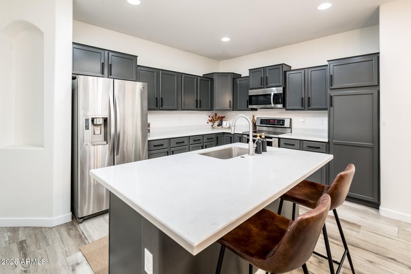 7910 W Melinda Ln, Peoria, AZ 85382
