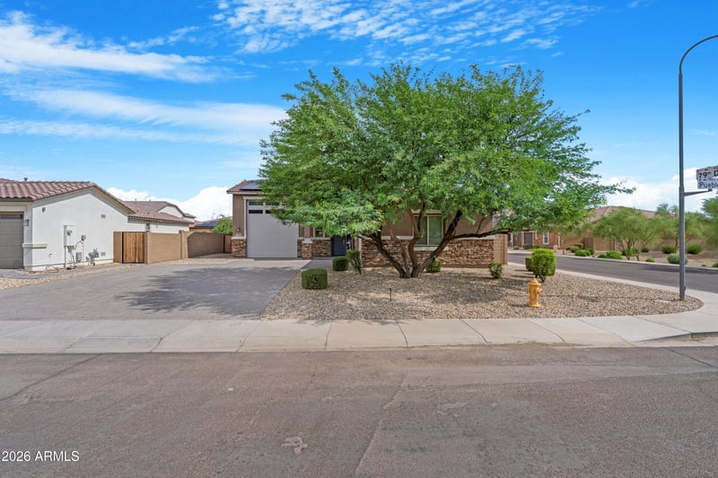 7910 W Pueblo Ave, Phoenix, AZ 85043