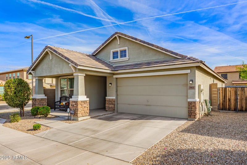 7911 25th St, Phoenix, AZ 85042