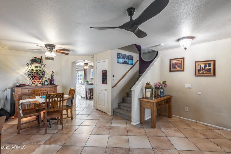 7911 47th Ln, Laveen, AZ 85339