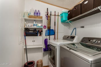 7911 Impala Ave, Mesa, AZ 85209