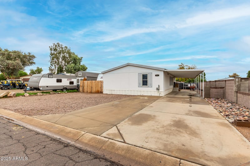7911 Impala Ave, Mesa, AZ 85209