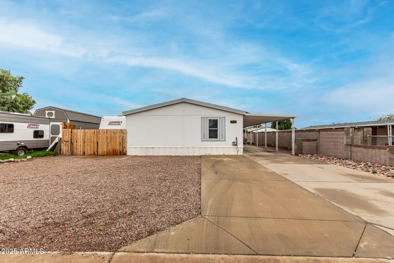 7911 Impala Ave, Mesa, AZ 85209