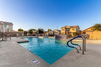 7913 25th Pl, Phoenix, AZ 85042