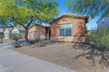 7913 41st Dr, Laveen, AZ 85339