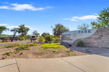 7913 41st Dr, Laveen, AZ 85339