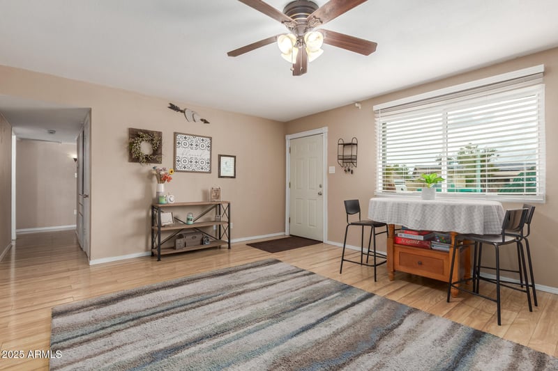 7913 Verde Ln, Phoenix, AZ 85033