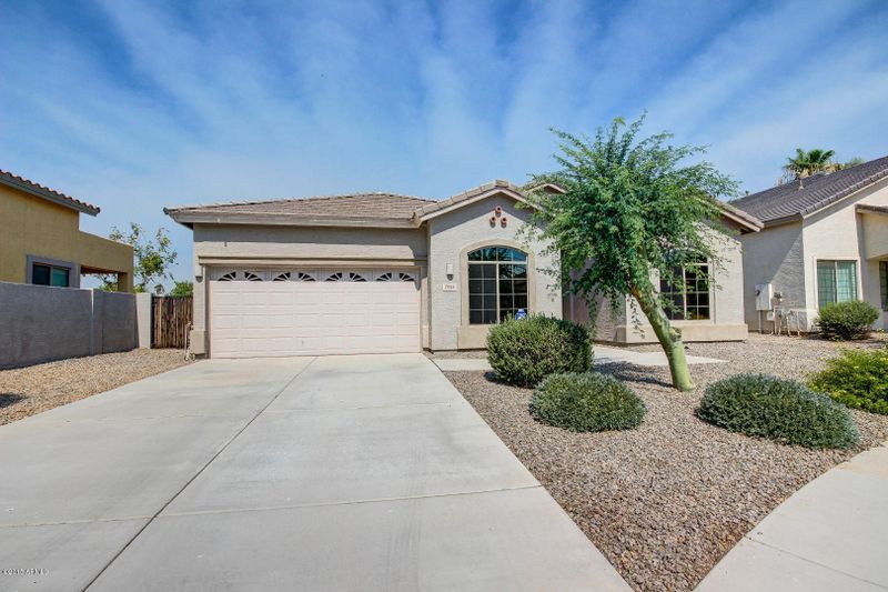 7914 N 88th Ln, Glendale, AZ 85305