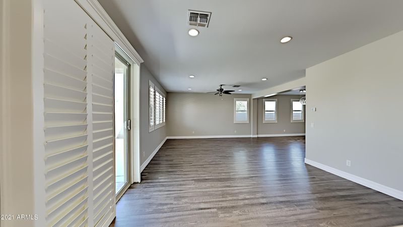 7914 S 25th Pl, Phoenix, AZ 85042