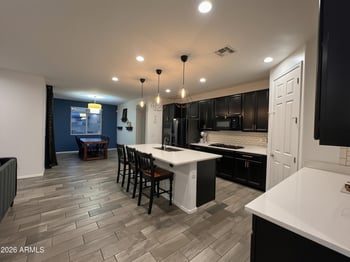 7914 Pueblo Ave, Phoenix, AZ 85043